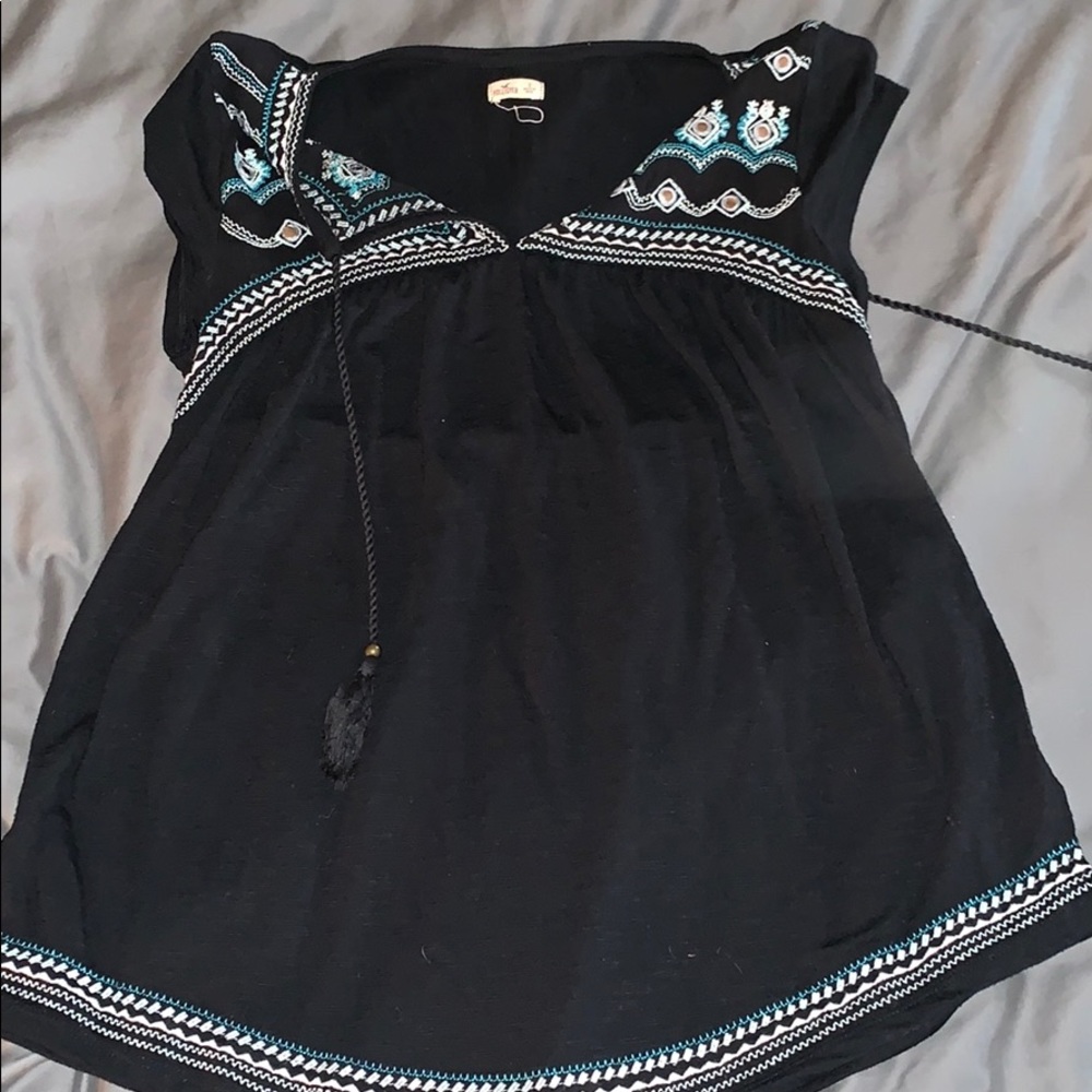 Juniors top